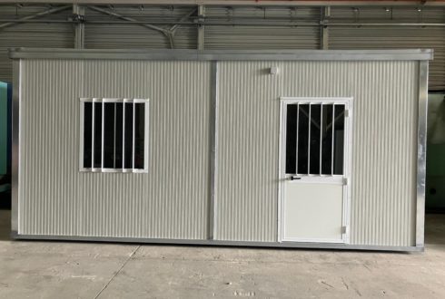 Box monoblocco nuovo 6000 x 2400 x 2700