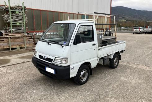 Autocarro Piaggio Porter cassone fisso