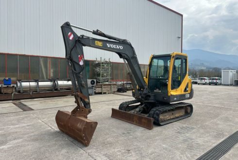Escavatore cingolato Volvo Mod. EC55 PRO