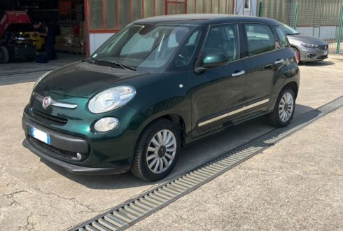 Autovettura Fiat 500L