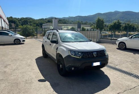Autovettura Dacia Duster