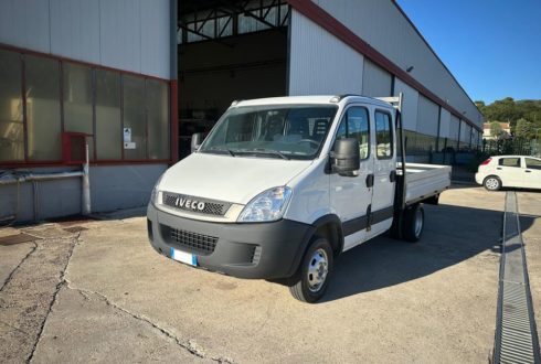 Autocarro Iveco Daily 35C15 (B)