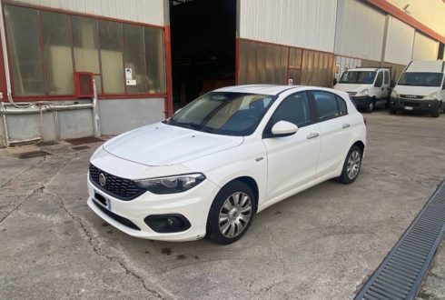 Autovettura Fiat Tipo (1)