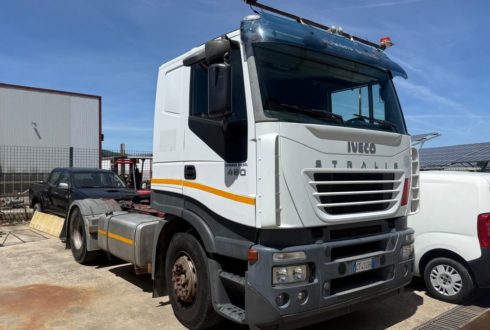 Autocarro Iveco Stralis 480