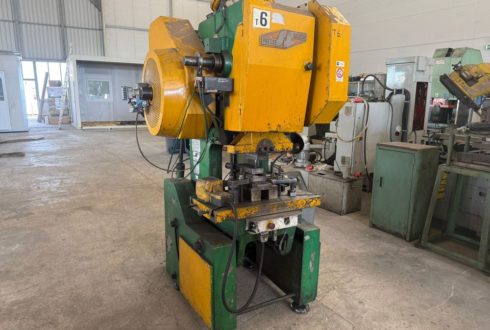 Pressa eccentrica Raimondi Mod. RA40R